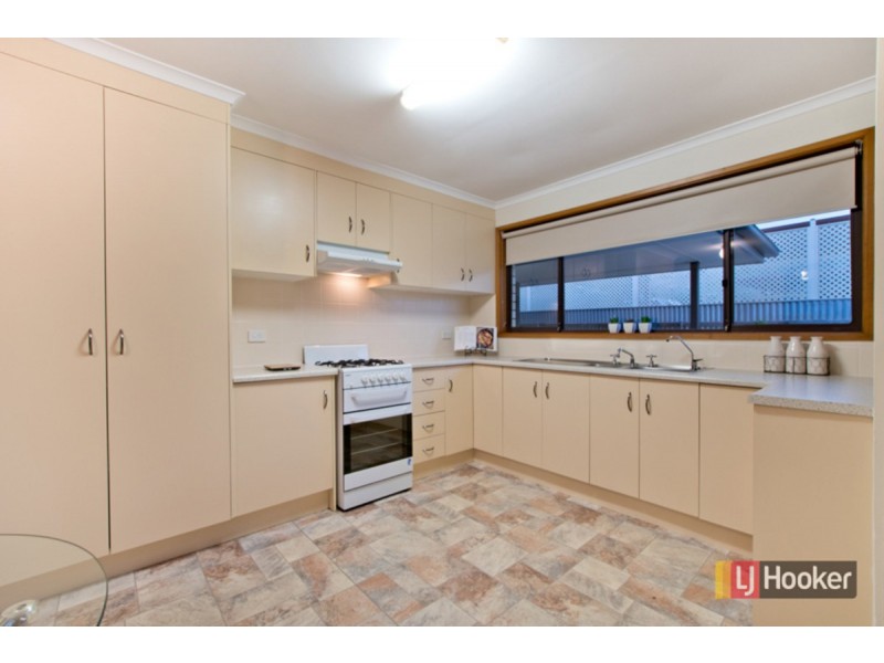 8 Mary Court, Hillbank SA 5112