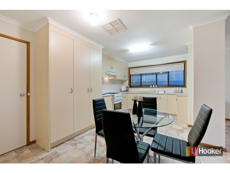 8 Mary Court, Hillbank SA 5112