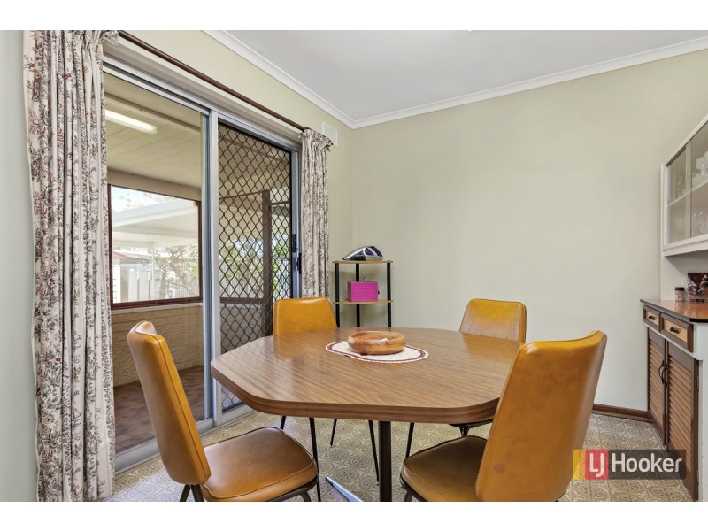 6 Meredith Street, Parafield Gardens SA 5107