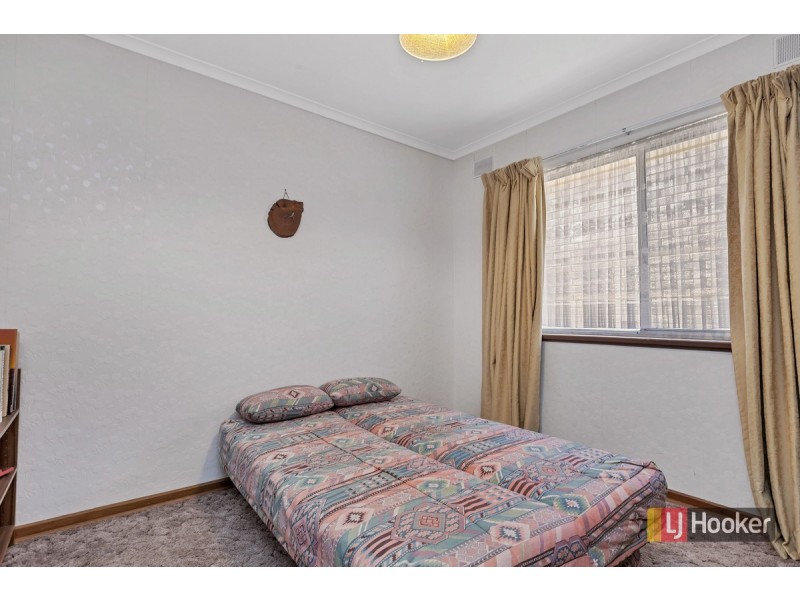 6 Meredith Street, Parafield Gardens SA 5107