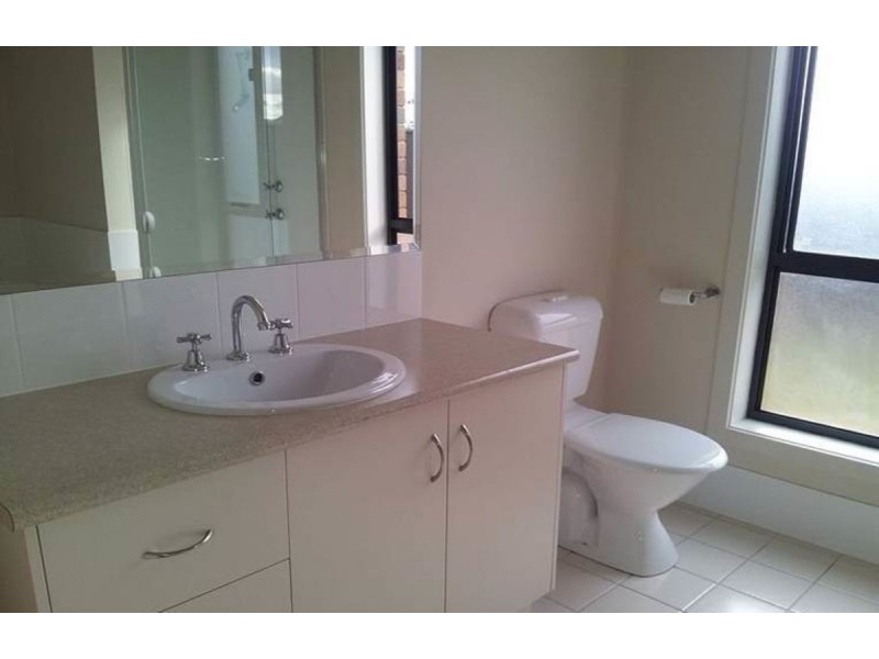 60 St. Lawrence Avenue, Andrews Farm SA 5114
