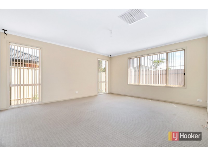 24 Queen Street, Paralowie SA 5108