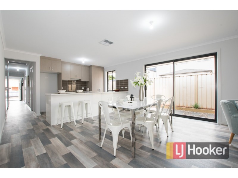 31 Saxon Street, Smithfield Plains SA 5114