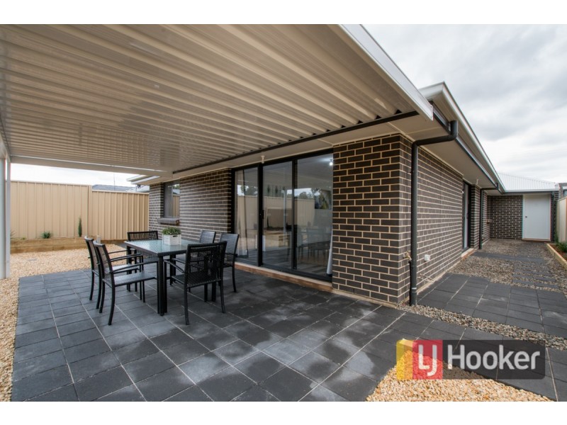 31 Saxon Street, Smithfield Plains SA 5114