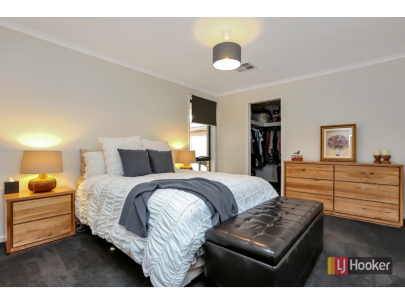 11 Tasos Drive, Munno Para West SA 5115