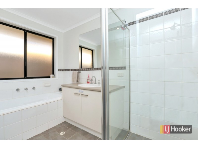 11 Tasos Drive, Munno Para West SA 5115