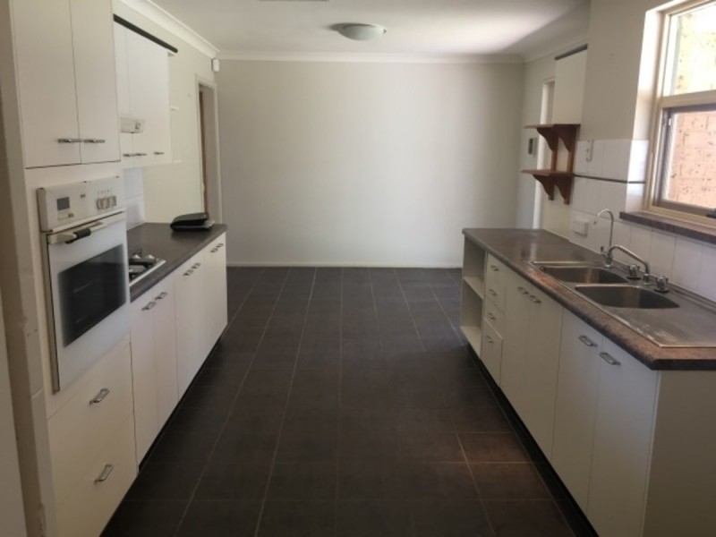 10 Vulcan Avenue, Modbury Heights SA 5092