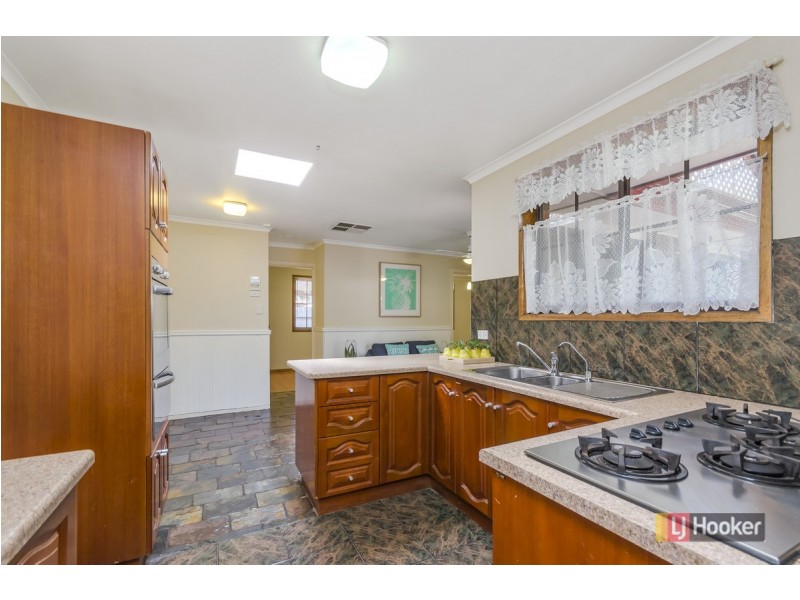 7 Merlin Court, Paralowie SA 5108