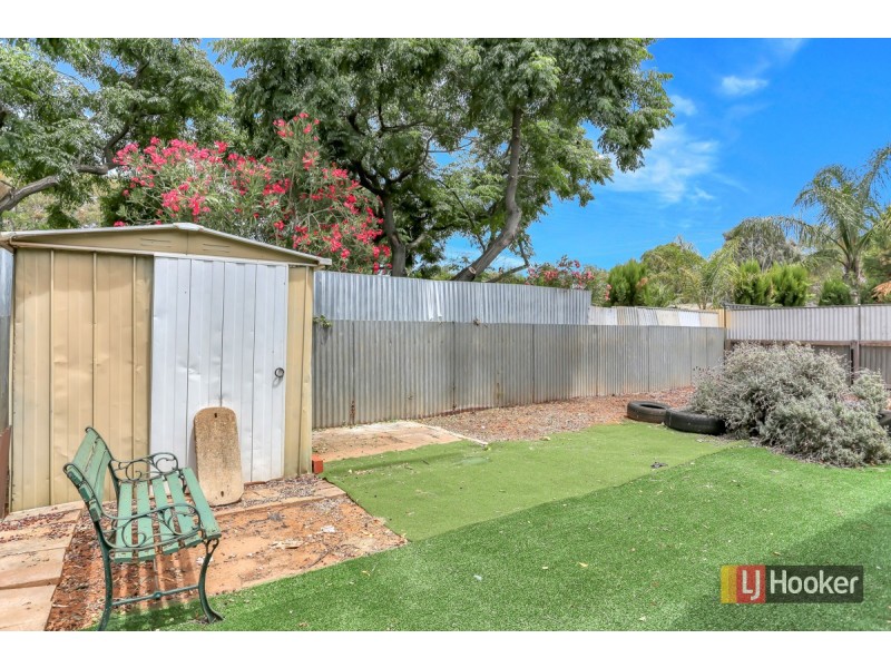 8 Blundell Close, Salisbury Downs SA 5108