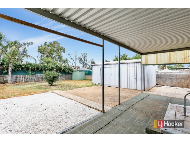 24 Wilkins Road, Elizabeth Downs SA 5113