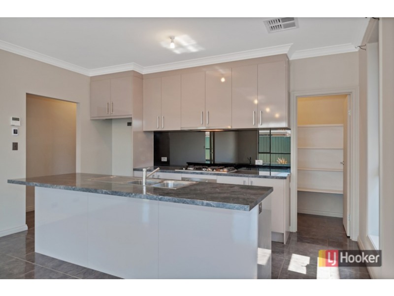 106 The Boulevard, Parafield Gardens SA 5107