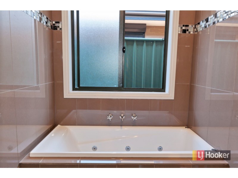 106 The Boulevard, Parafield Gardens SA 5107