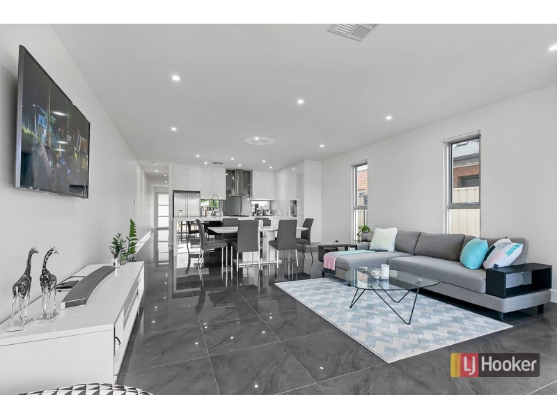 11 Lowe Street, Royal Park SA 5014