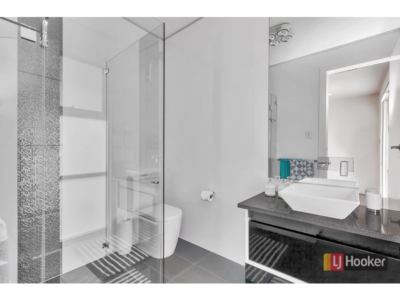 11 Lowe Street, Royal Park SA 5014