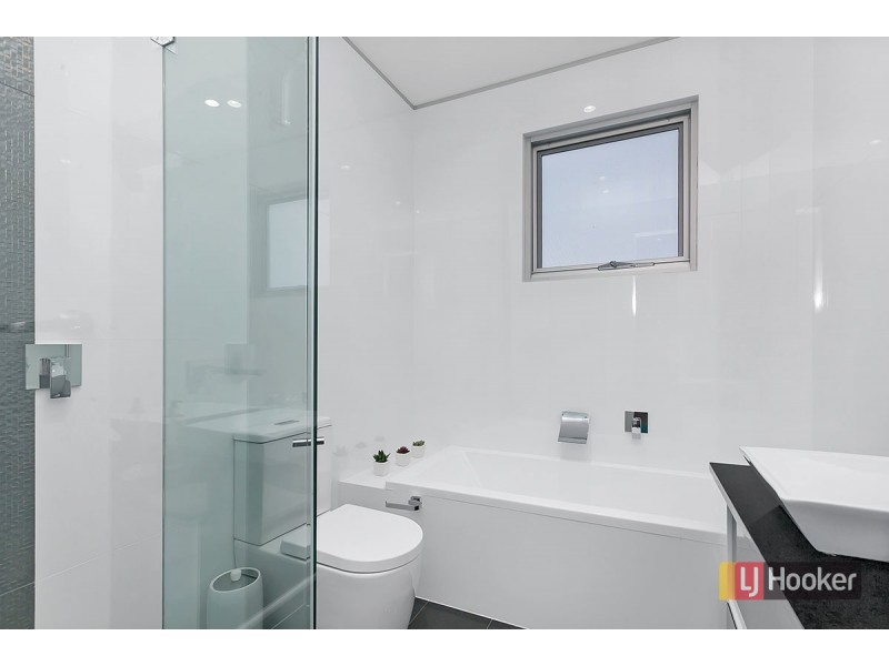 11 Lowe Street, Royal Park SA 5014