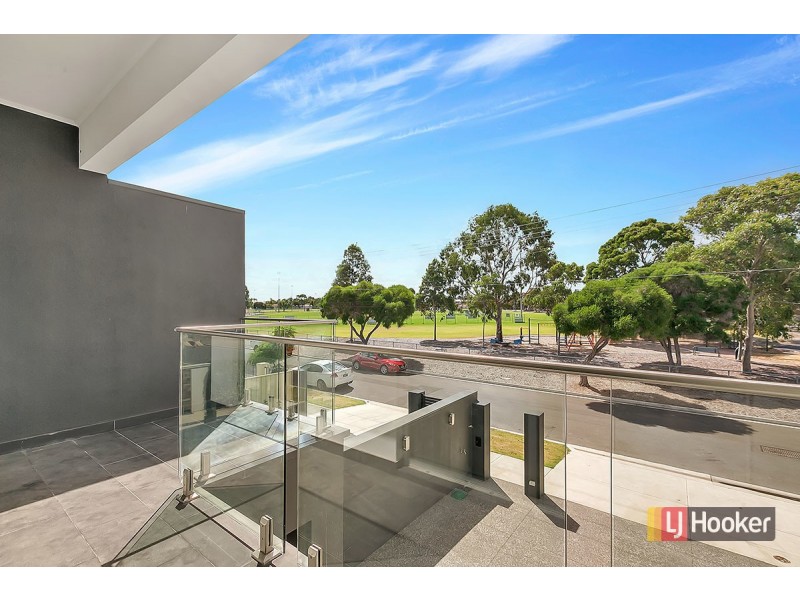 11 Lowe Street, Royal Park SA 5014