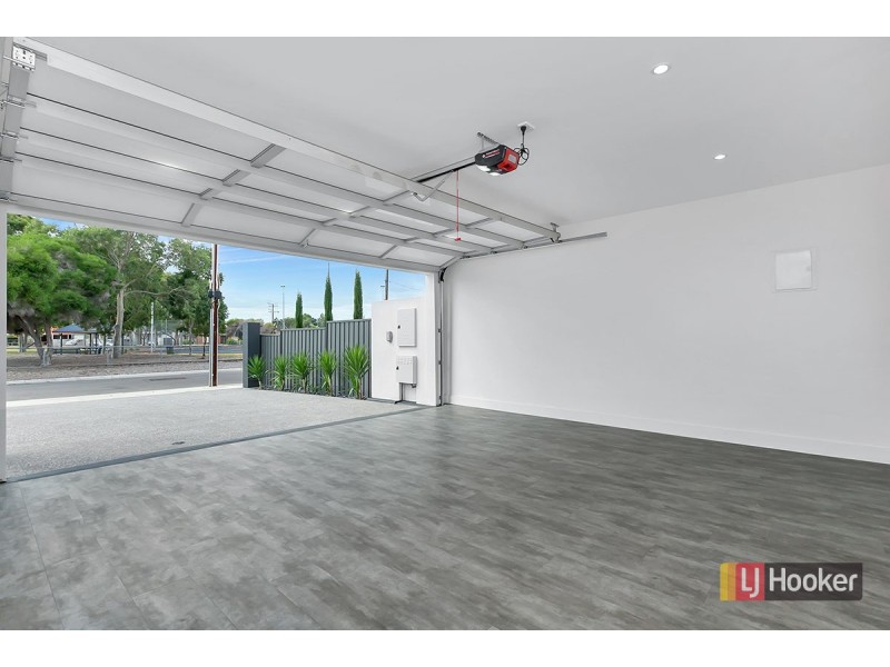 11 Lowe Street, Royal Park SA 5014