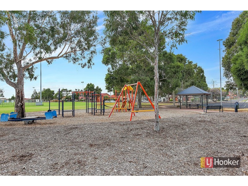 11 Lowe Street, Royal Park SA 5014