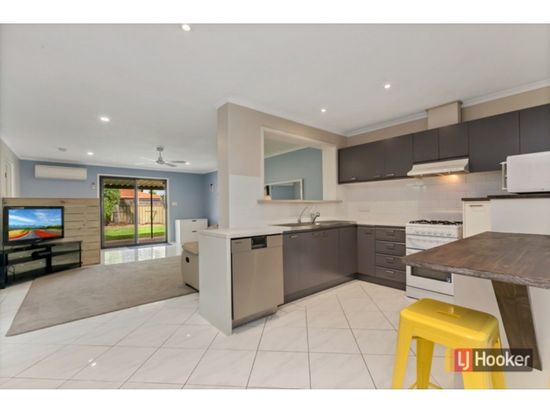 10 Roseworthy Drive, Andrews Farm SA 5114