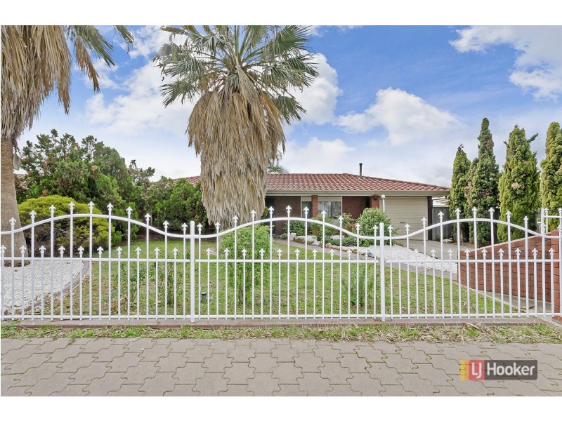 17 Potts Crescent, Burton SA 5110