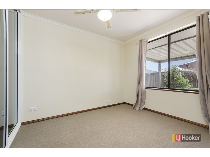 17 Potts Crescent, Burton SA 5110