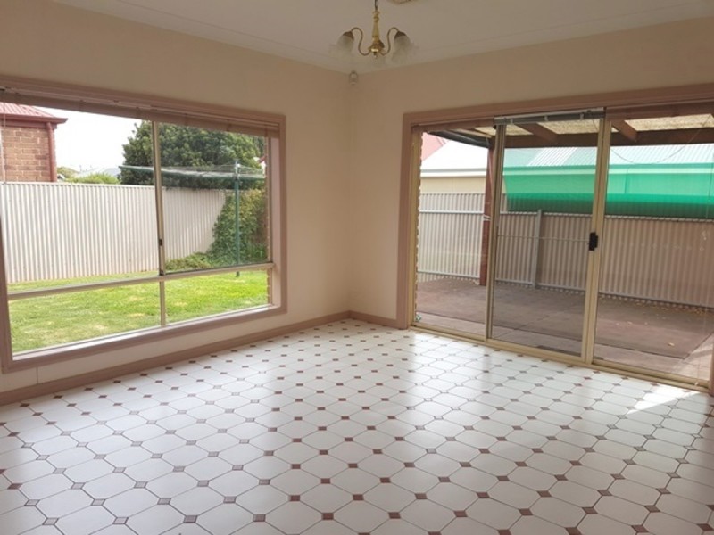 5 Inverary Close, Greenwith SA 5125