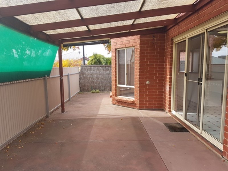 5 Inverary Close, Greenwith SA 5125