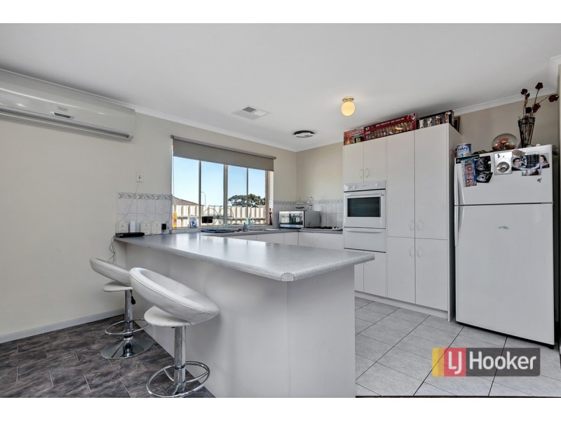 11 Claxton Way, Burton SA 5110