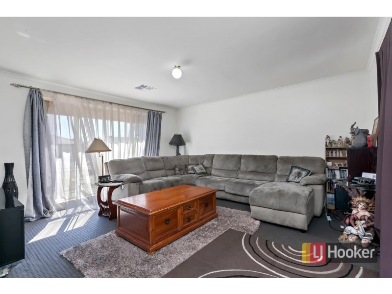 11 Claxton Way, Burton SA 5110