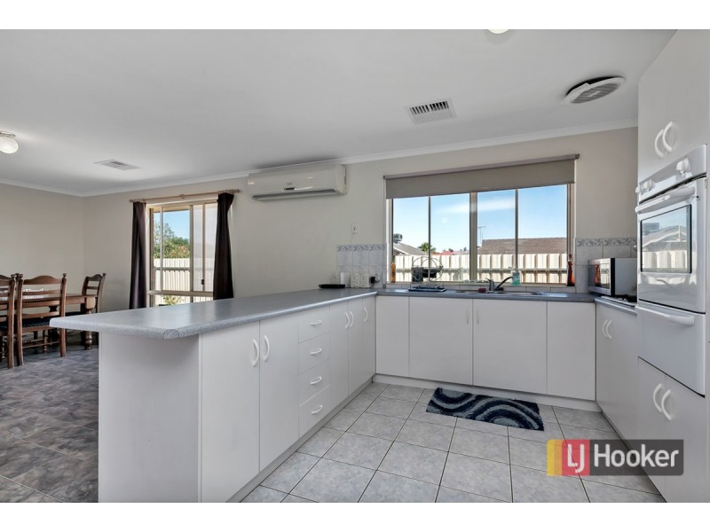 11 Claxton Way, Burton SA 5110