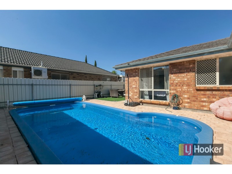 11 Claxton Way, Burton SA 5110
