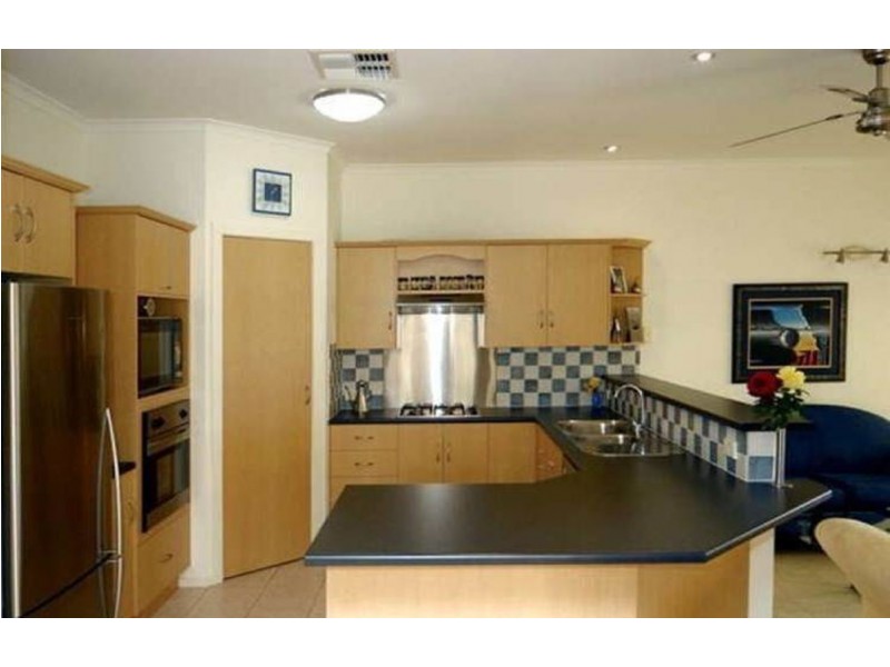 6 Frome Crescent, Mawson Lakes SA 5095