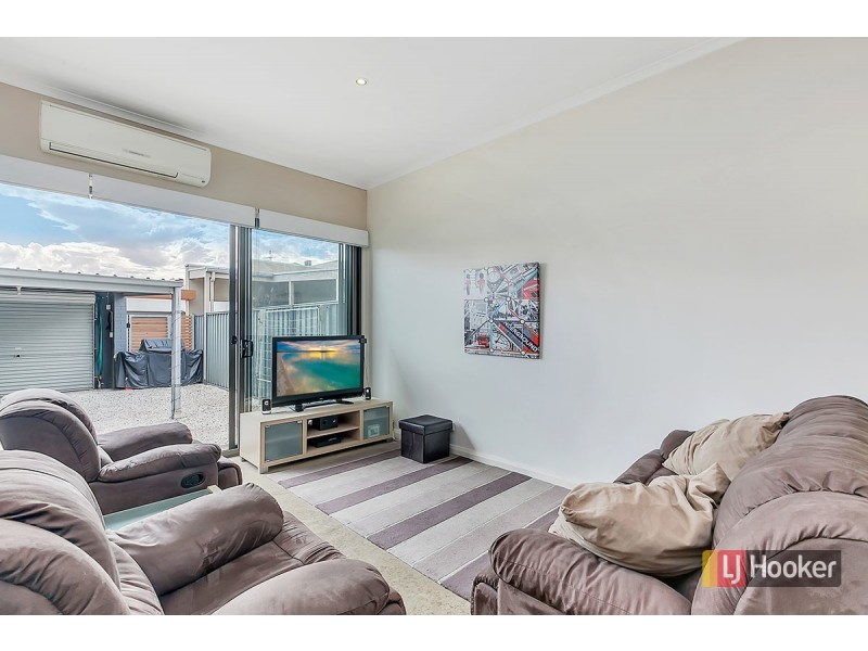 8 Robinson Street, Mawson Lakes SA 5095