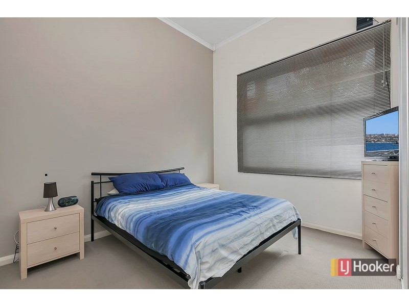 8 Robinson Street, Mawson Lakes SA 5095