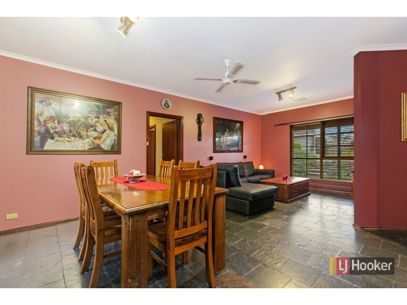 1 Sunny Place, Wynn Vale SA 5127
