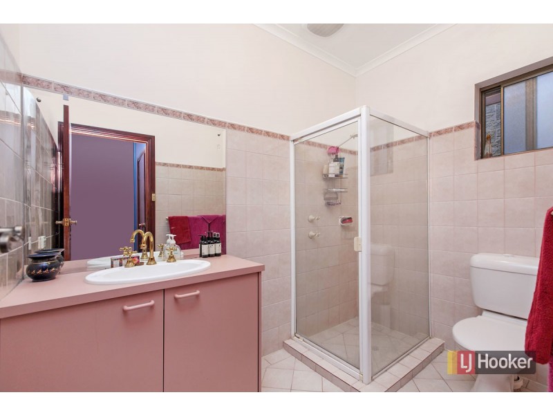 1 Sunny Place, Wynn Vale SA 5127