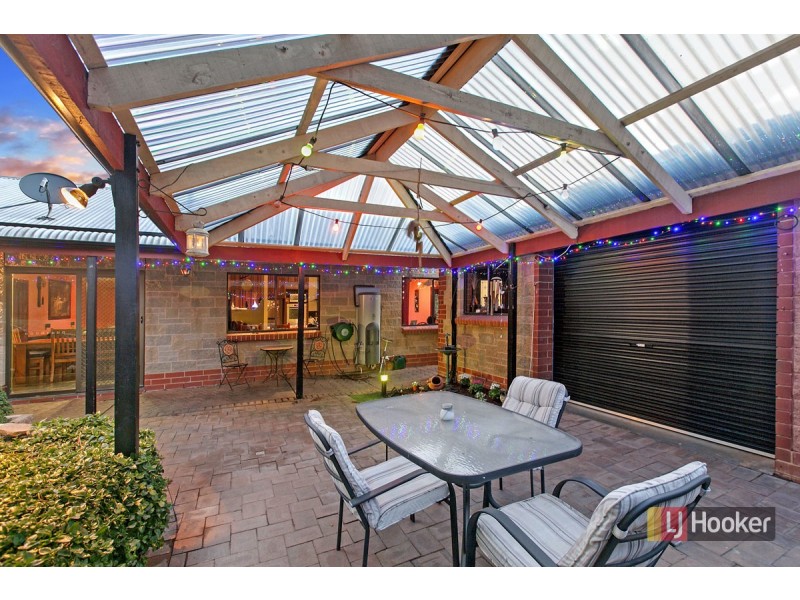 1 Sunny Place, Wynn Vale SA 5127