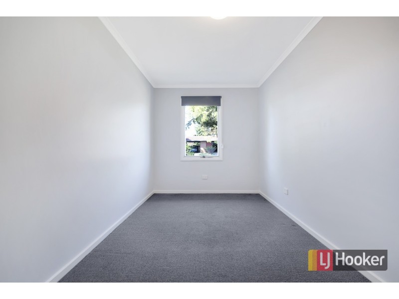 17 Adaluna Crescent, Smithfield SA 5114