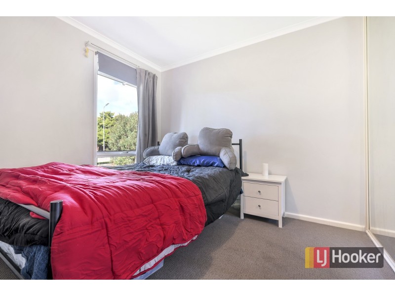 17 Adaluna Crescent, Smithfield SA 5114