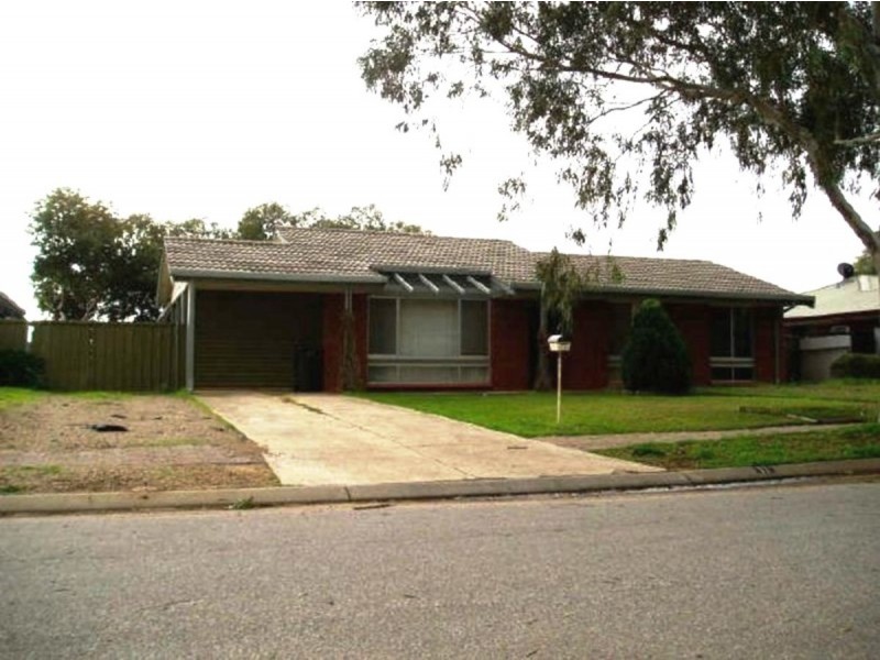 11 Elias Street, Para Hills West SA 5096