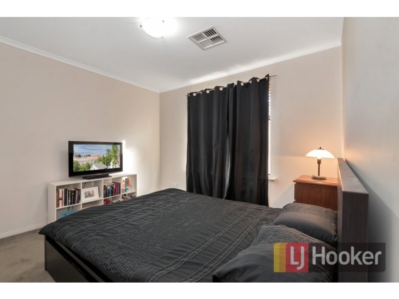 7 Isla Circuit, Mawson Lakes SA 5095