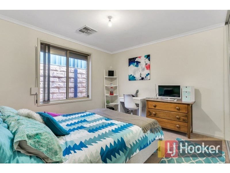 34 Jackaroo Crescent, Walkley Heights SA 5098