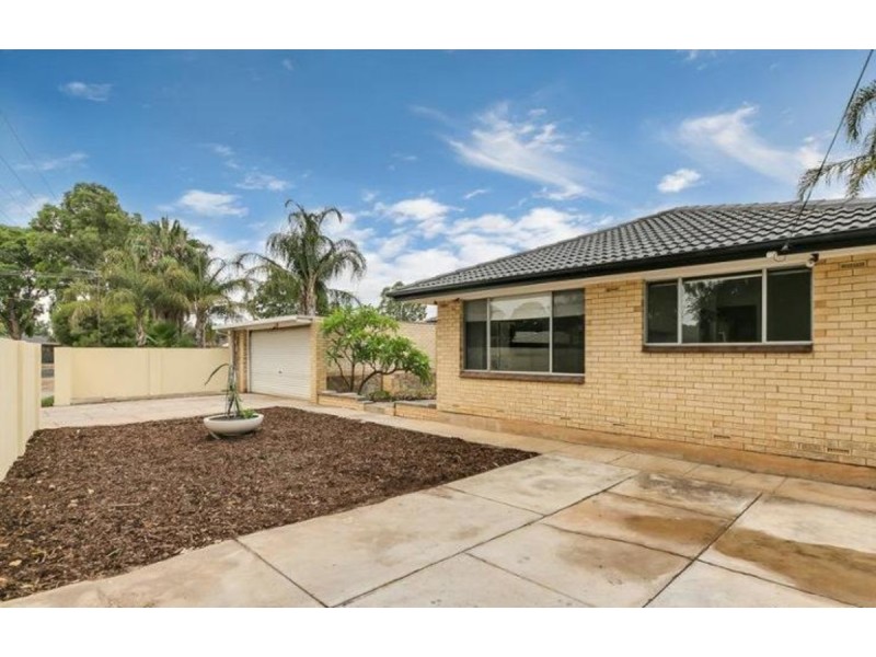 16 Down Crescent, Salisbury Downs SA 5108