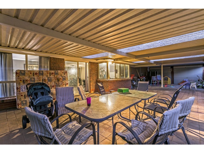 27 Barnet Road, Evanston SA 5116