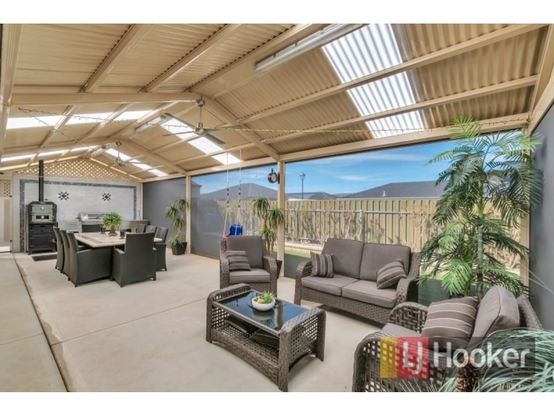 32 Oxford Drive, Andrews Farm SA 5114