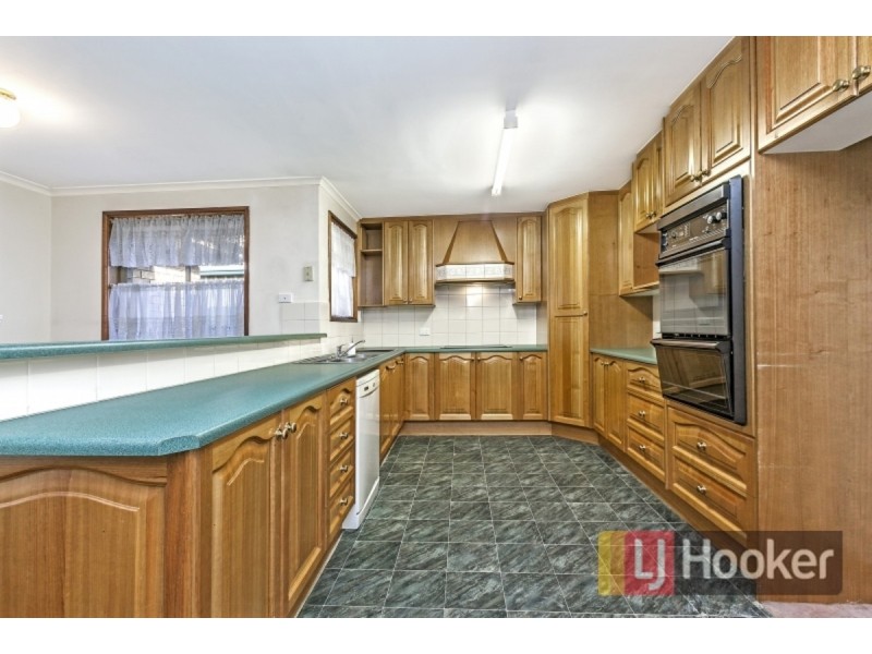 34 Lyndon Road, Paralowie SA 5108