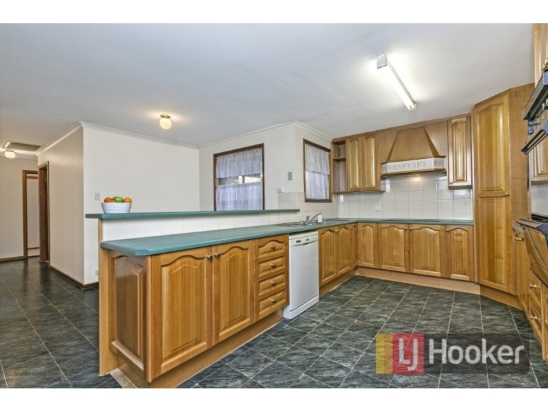 34 Lyndon Road, Paralowie SA 5108