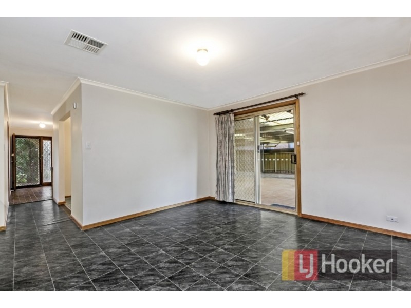 34 Lyndon Road, Paralowie SA 5108