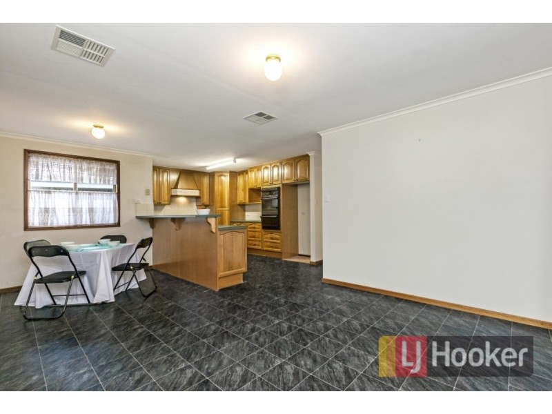 34 Lyndon Road, Paralowie SA 5108