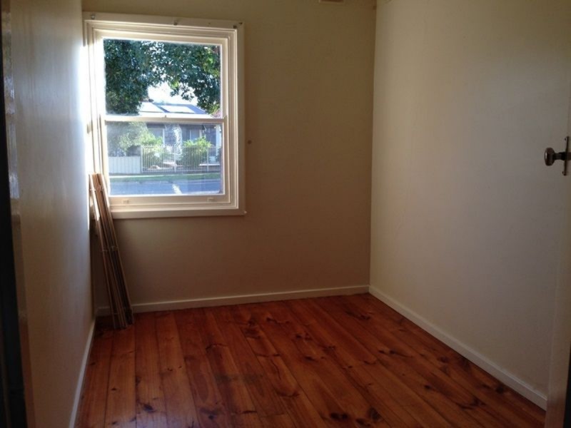 10 Whitford Road, Elizabeth South SA 5112